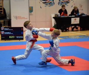 Read more about the article Dwa złote i dwa srebrne medale karateków z Klubu Sportowego Morote w Pucharze Polski