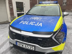 Read more about the article Radiowóz dla kołobrzeskiej policji. Nowe barwy mają poprawić jego widoczność