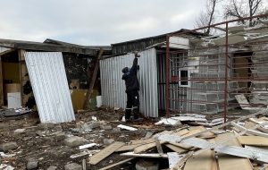 Read more about the article Demolka na bazarze przy ul. Okopowej (ZDJĘCIA)