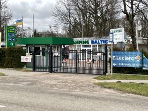 Read more about the article Znamy już cenę wywoławczą rocznego czynszu za Camping Baltic. Znajdzie się ktoś, kto ją przebije?