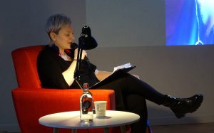 Read more about the article Tłumy podczas wieczoru autorskiego Dagny Mężyńskiej (ZDJĘCIA)