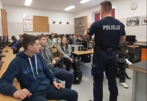 Read more about the article Jutro pierwszy dzień wiosny. Policja bierze pod lupę Dzień Wagarowicza