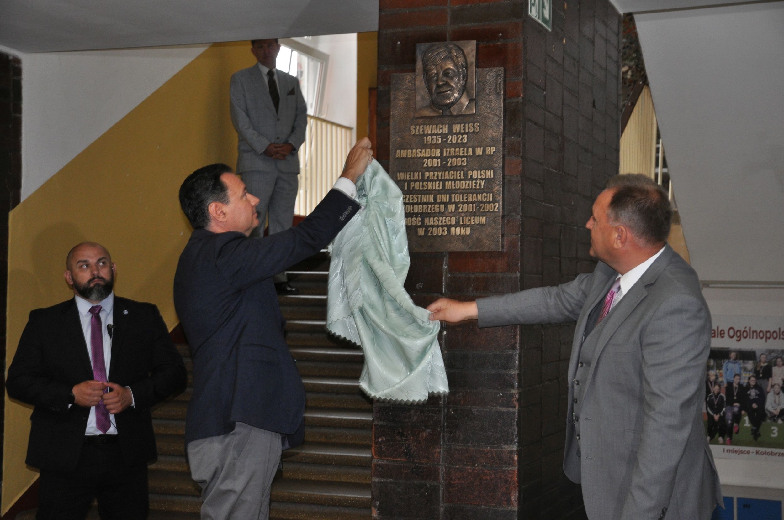 You are currently viewing Odsłonięcie tablicy Szewacha Weissa w „Koperniku”