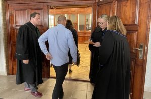 Read more about the article Osoby oskarżone o pomoc Mariuszowi G. potraktowane zbyt łagodnie? Mec. Breliński nie wyklucza apelacji