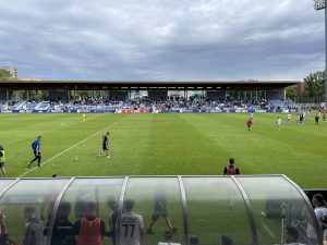 Read more about the article Firma z Turowa chce wykonać podgrzewaną murawę na stadionie przy Śliwińskiego