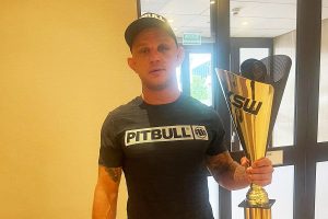 Read more about the article Damian Mieczkowski pewnie wygrał swoją debiutancką walkę w federacji KSW