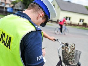 Read more about the article Pijani rowerzyści złapani przez policję. Wysokie mandaty mogły ich otrzeźwić