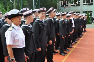 Read more about the article Pierwszy dzwonek w szkołach ponadpodstawowych dla 3456 uczniów