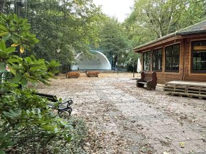 Read more about the article Dobry biznes, gdyby nie ten milion, który trzeba wydać na start? Muszla koncertowa i teren przyległy do wynajęcia na 9 lat