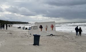 Read more about the article Surowy urok jesiennego Bałtyku (ZDJĘCIA, WIDEO)