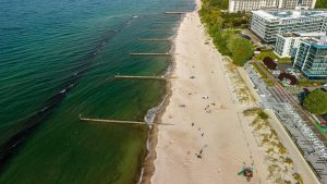 Read more about the article Cztery propozycje nazwy nadmorskiej promenady.  Internauci zdecydują, którą będzie nosił reprezentacyjny deptak Kołobrzegu