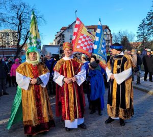 Read more about the article Jutro ulicami Kołobrzegu przejdzie Orszak Trzech Króli