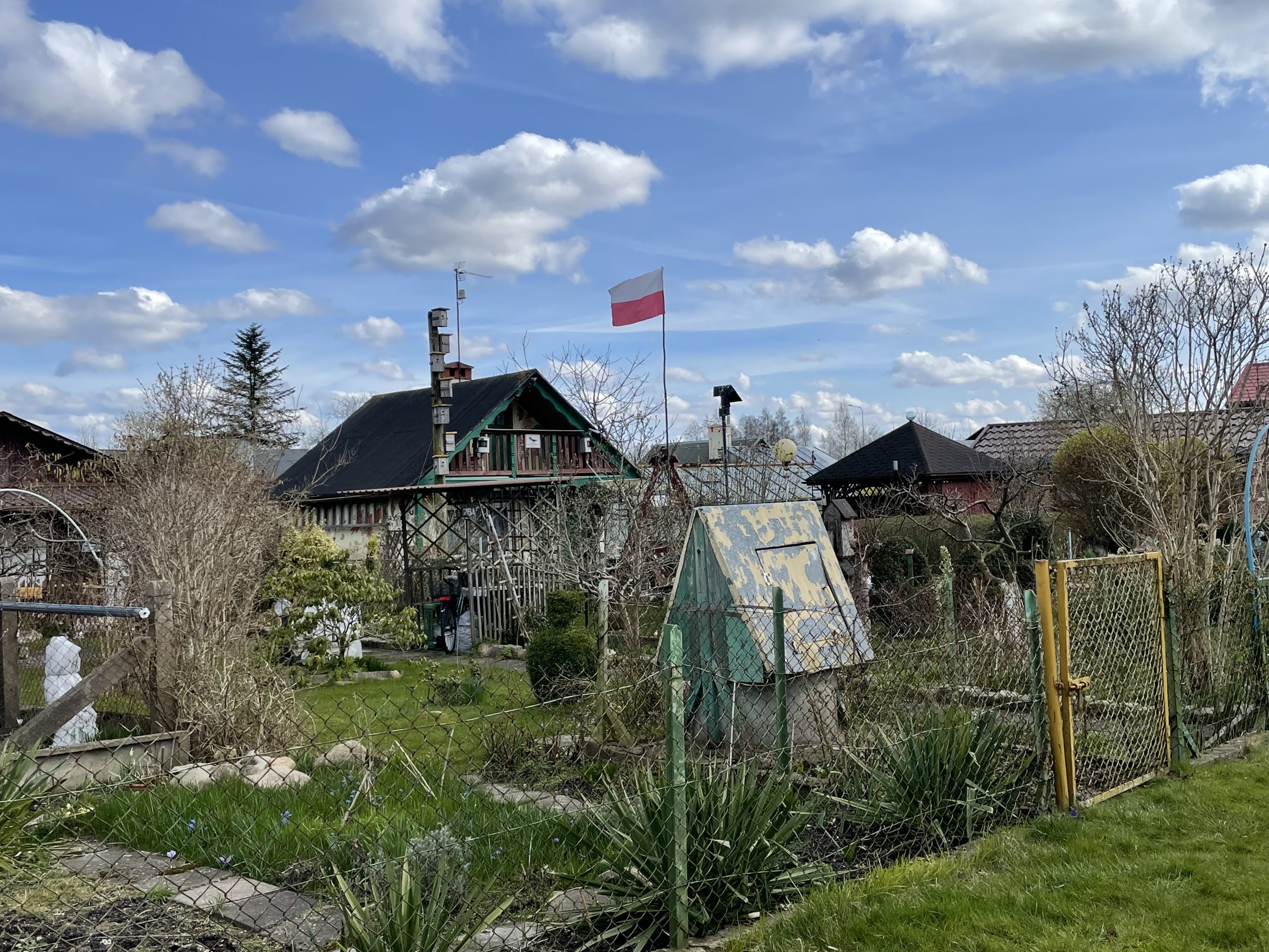 You are currently viewing Kołobrzeskie ogródki działkowe zostają. Nowe prawo ich nie dotknie