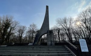 Read more about the article 79. rocznica walk o Kołobrzeg i zaślubin Polski z morzem (PROGRAM, PLAKAT)