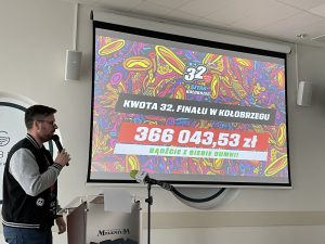Read more about the article Rekord kołobrzeskiej zbiórki dla WOŚP. Sztab wolontariuszy podał ostateczną kwotę