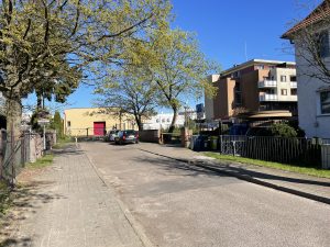 Read more about the article Maszt telekomunikacyjny przy Ogrodowej jednak powstanie? Mieszkańcy zaskoczeni decyzją starostwa