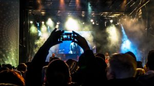 Read more about the article Majówka 2024 w Kołobrzegu. Znamy gwiazdy, które zgrają plenerowe koncerty