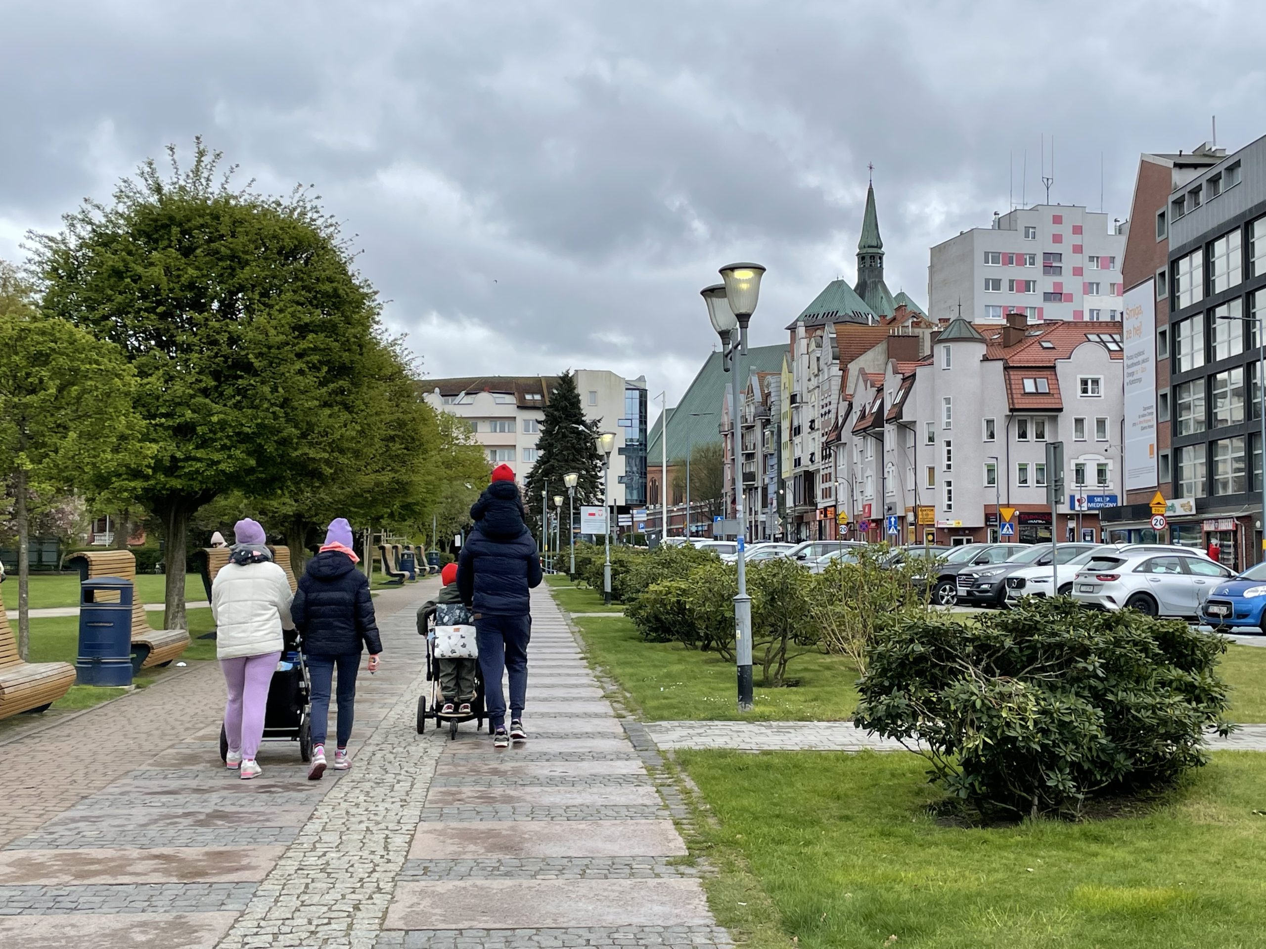 You are currently viewing Dlaczego lampy świecą się za dnia? Magistrat odpowiada