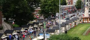 Read more about the article Jarmark Solny wraca do centrum? Ulica przy katedrze i tak jest zamknięta, więc czemu nie?