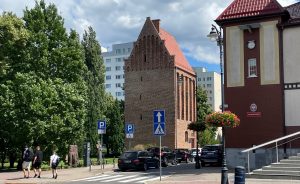 Read more about the article Kto się wprowadzi po remoncie do Baszty Lontowej? Umowa na renowację wnętrz zabytku podpisana