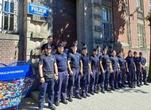 Read more about the article 20 młodych policjantów uczy się w Kołobrzegu zawodu