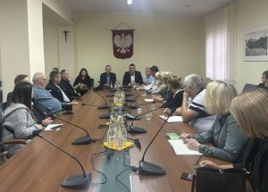 Read more about the article Gmina Ustronie Morskie wesprze Stronie Śląskie, które zmaga się z powodzią