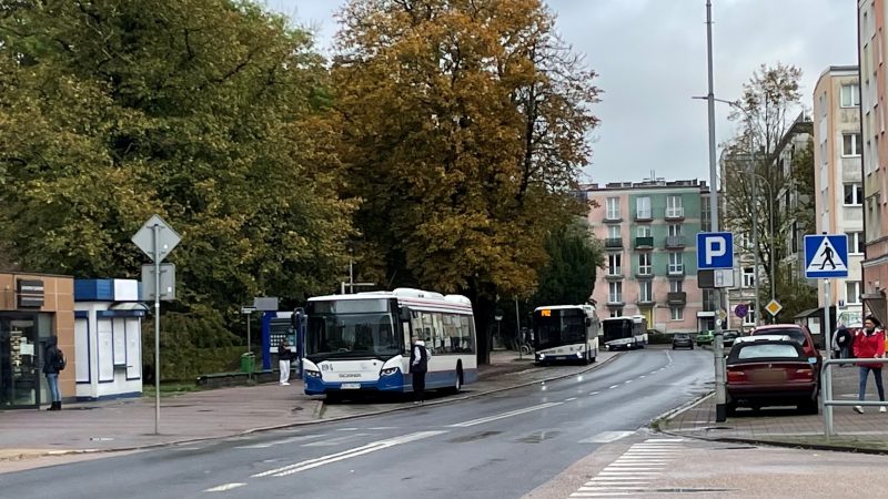 autobus komunikacji miejskiej w Kołobrzegu