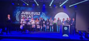 Read more about the article Statuetki Najlepsze Kołobrzeskie 2024 rozdane. Wiemy już, które firmy zostały nagrodzone