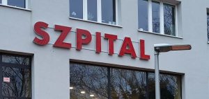 Read more about the article Niebezpieczna gołoledź w Kołobrzegu. Szpital podsumował urazy