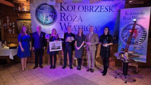 Read more about the article Kołobrzeska Róża Wiatrów w tym roku dla Stowarzyszenia Kołobrzeskich Poetów