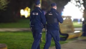 Read more about the article Mężczyzna, za którym wystawiono trzy listy gończe, wpadł w Kołobrzegu
