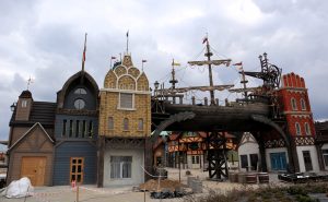 Read more about the article Zdjęcia z placu budowy parku rozrywki Hossoland