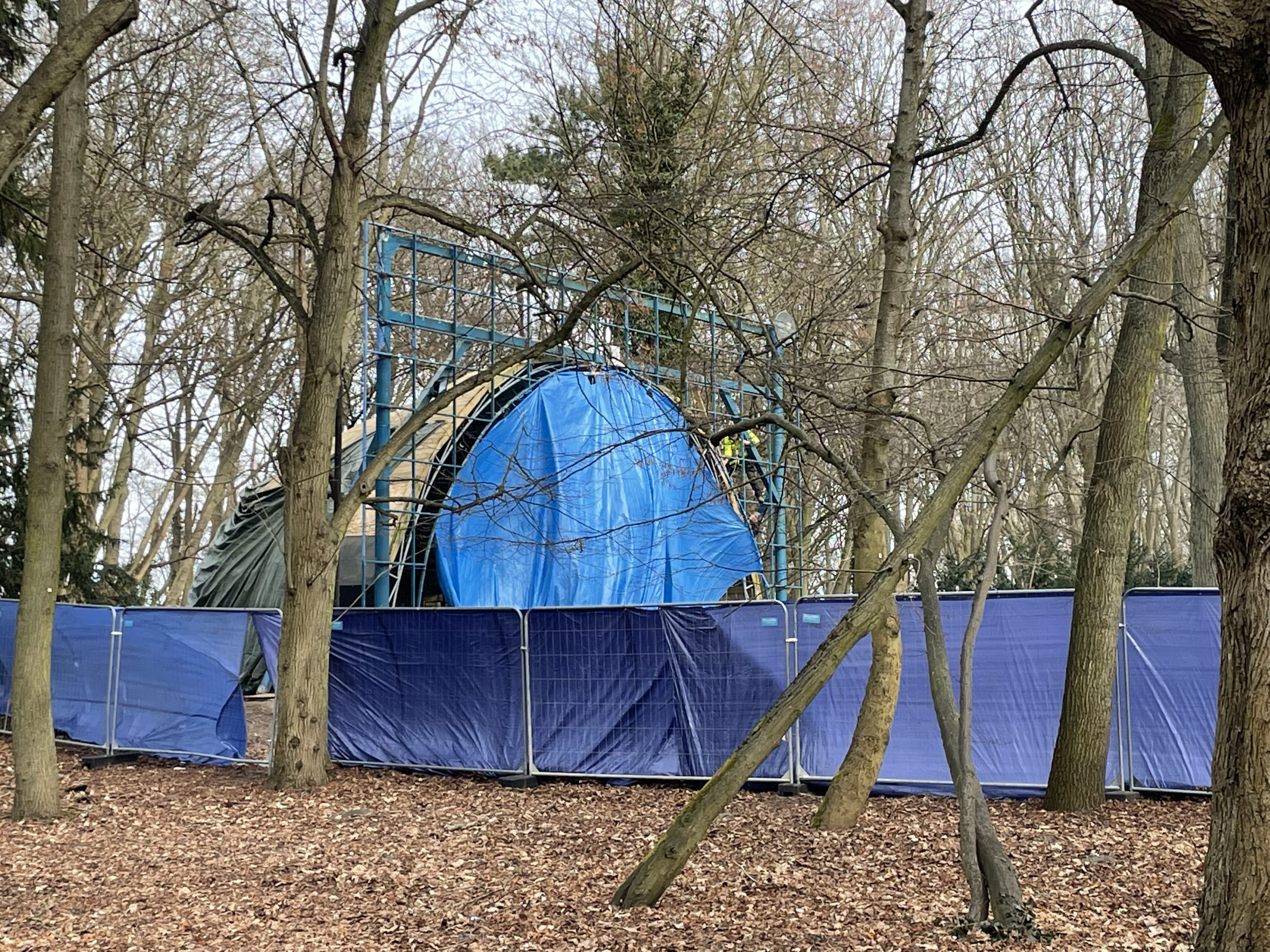 You are currently viewing Trwa remont muszli koncertowej w Kołobrzegu. Tak ma wyglądać