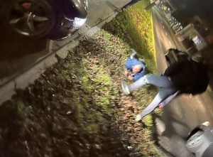 Read more about the article Obywatelskie zatrzymanie. Świadek wybił szybę w aucie, by powstrzymać pijanego 36-latka