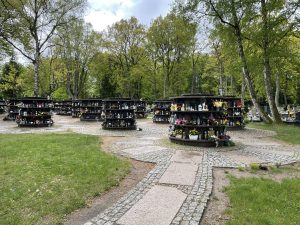 Read more about the article Miasto wybuduje nowe kolumbaria za blisko 600 tys. zł