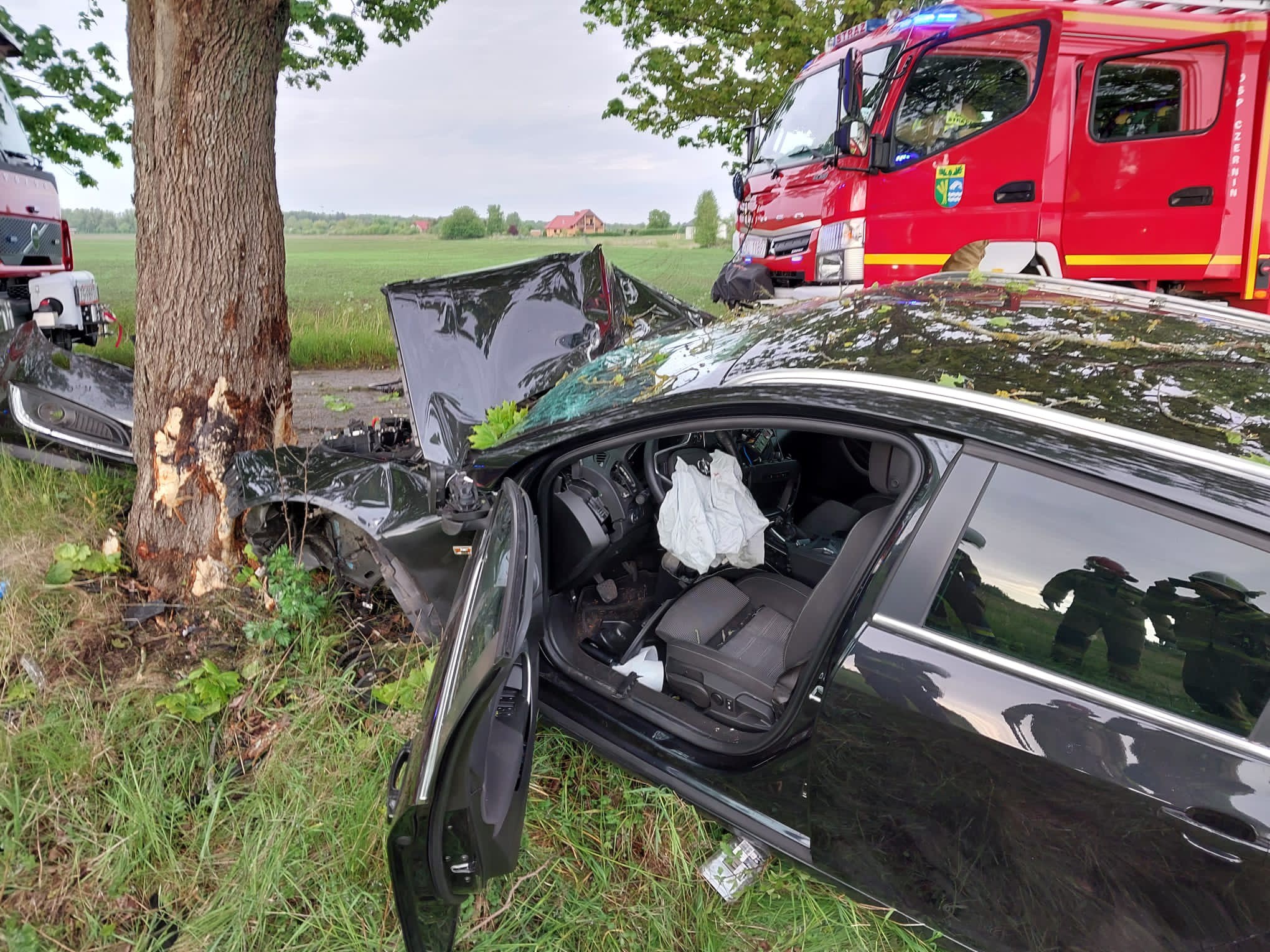 You are currently viewing Wypadek w okolicy Czernina. Dwoje młodych ludzi w szpitalu