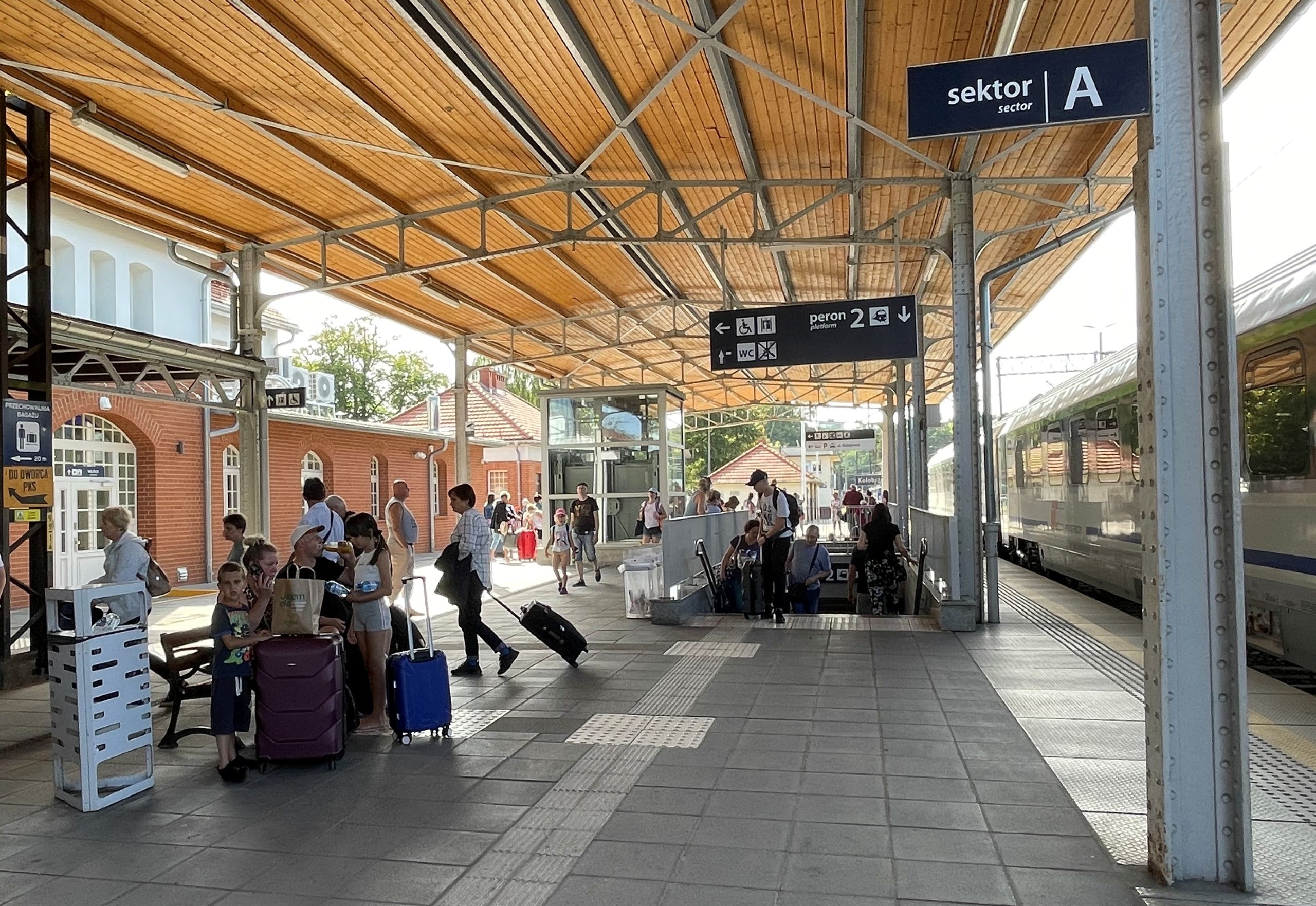 You are currently viewing Powakacyjna korekta rozkładu jazdy pociągów (PLAKATY STACYJNE)