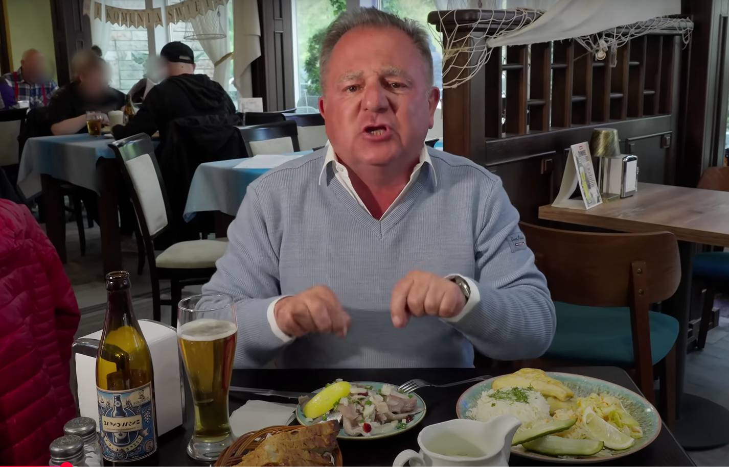 You are currently viewing Program Roberta Makłowicza z Kołobrzegu: śledziowy absolut i proste rzeczy wyniesione do skali kosmicznej