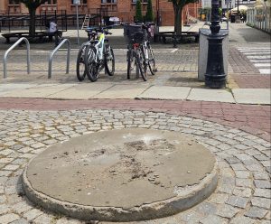 Read more about the article Gdzie się podziała Turystka? Jej kłopoty z pechowym kijkiem do selfie w końcu się skończą?