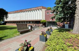 Read more about the article Stary budynek po urzędzie pracy wypięknieje. Wyremontuje go Kapibara z Knurowa