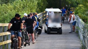 Read more about the article Meleks kontra piesi i rowerzyści – nielegalna jazda w Ekoparku