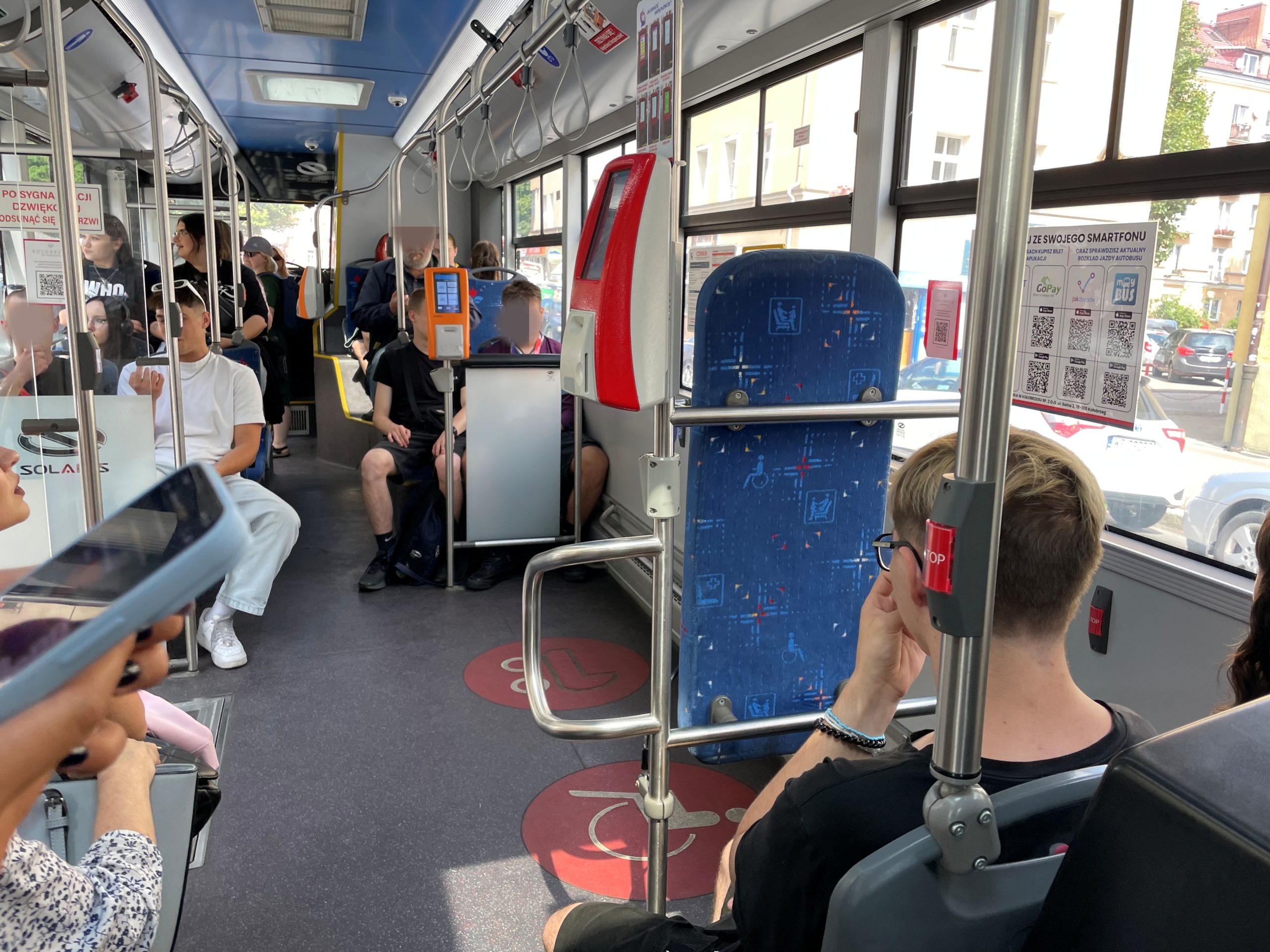 You are currently viewing Nie działa kasownik ani biletomat w miejskim autobusie? Wysiąść czy jechać dalej?