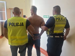 Read more about the article Uciekał przed policją – zatrzymany po obławie w lesie