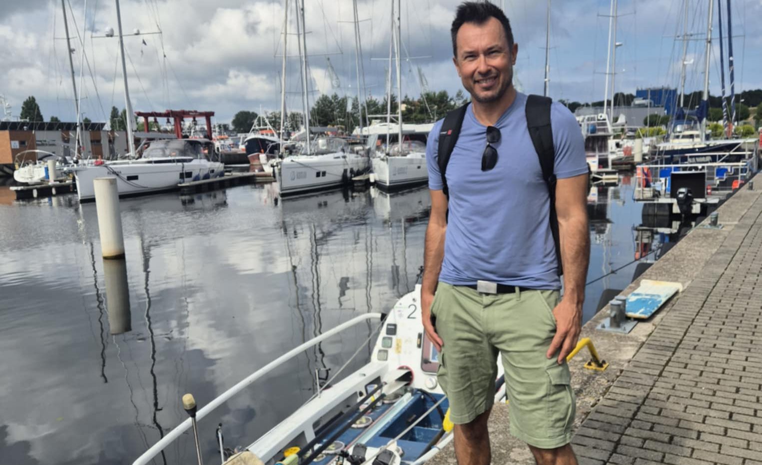 You are currently viewing Dariusz Kotala w Kołobrzegu. Podróż dookoła świata łodzią i rowerem