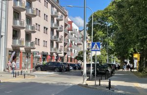 Read more about the article Finisz przebudowy Alei Wojska Polskiego. Ulica przejezdna, teraz pora na nasadzenia