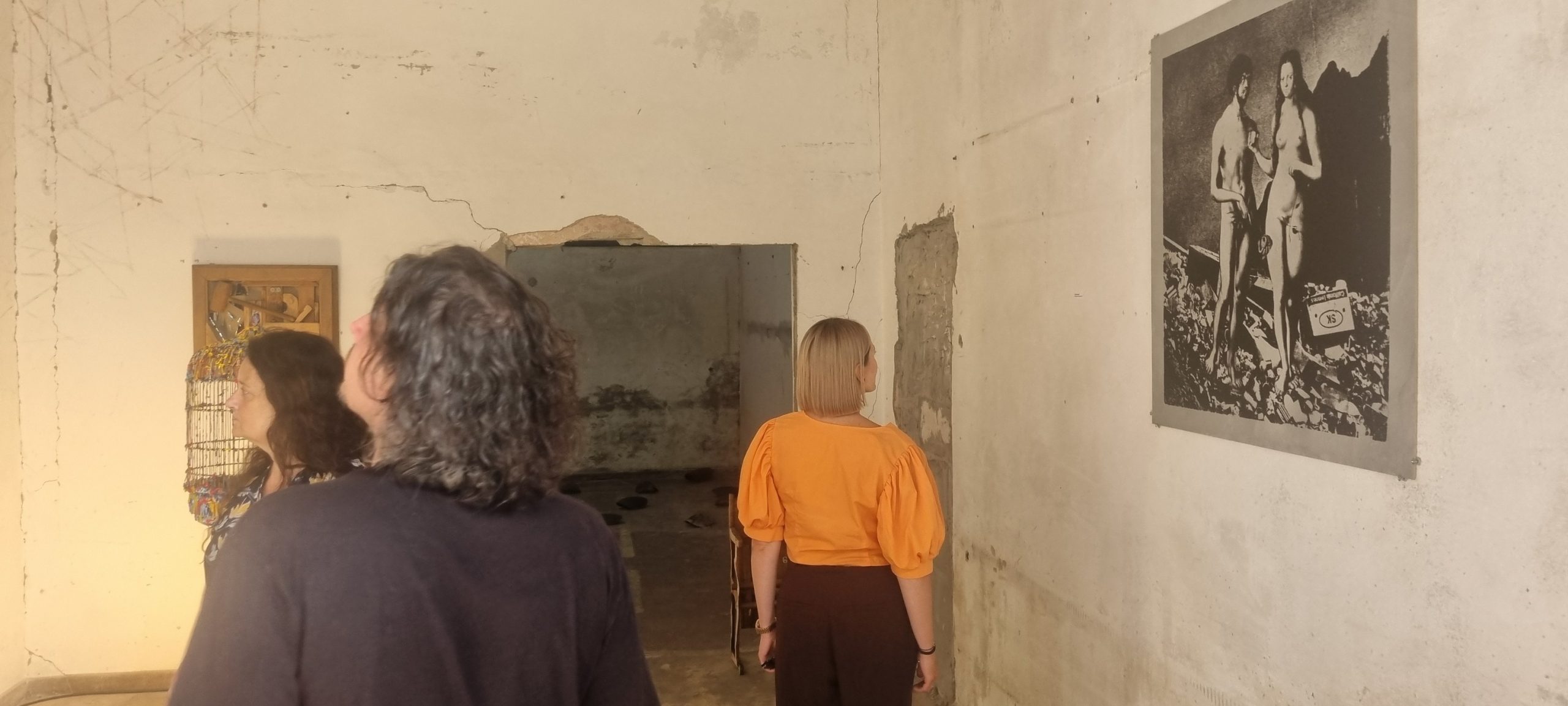 You are currently viewing Najmłodsza galeria w Kołobrzegu zaprasza na nową wystawę