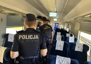 Read more about the article Ewakuacja 400 pasażerów pociągu do Kołobrzegu po informacji o bombie