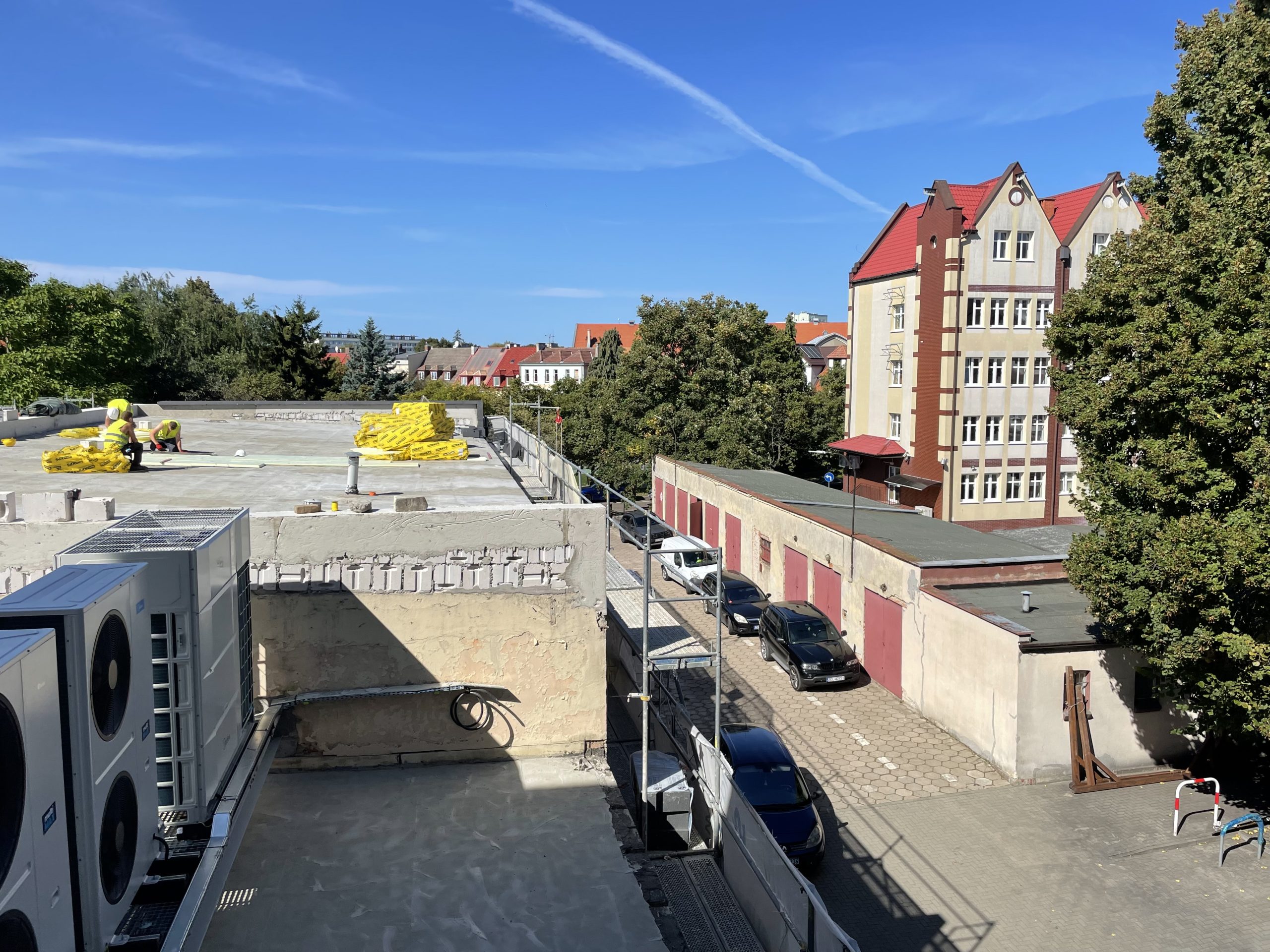 You are currently viewing Wiemy już, co dokładnie miasto chce postawić w miejsce starych garaży