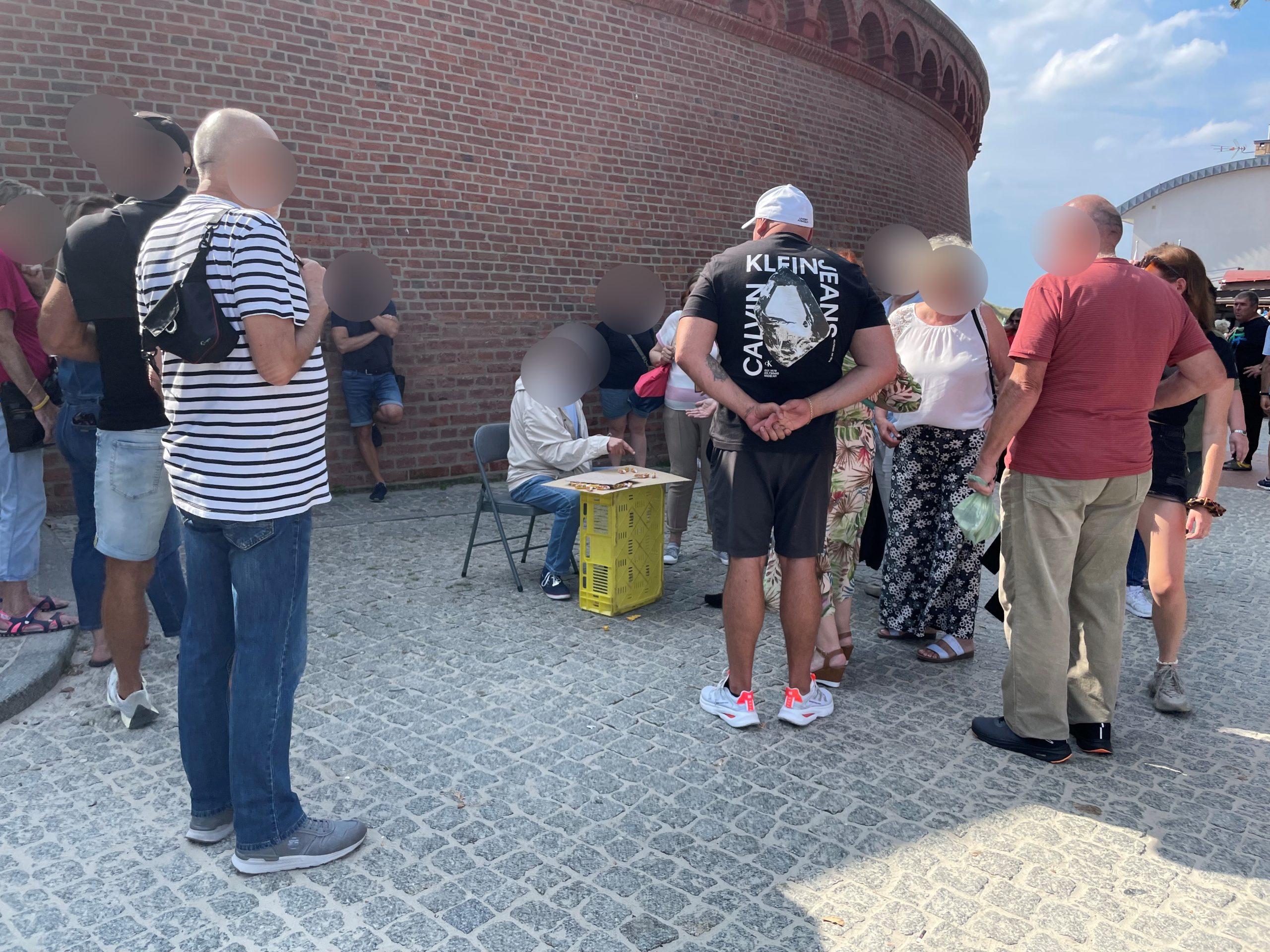 You are currently viewing Nieuczciwa gra, w którą można stracić majątek wciąż budzi zainteresowanie