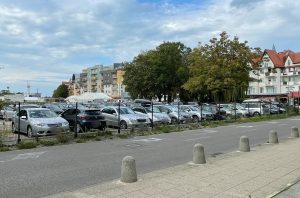 Read more about the article Parking tylko do końca roku. Wiemy, co powstanie na dużej działce w porcie